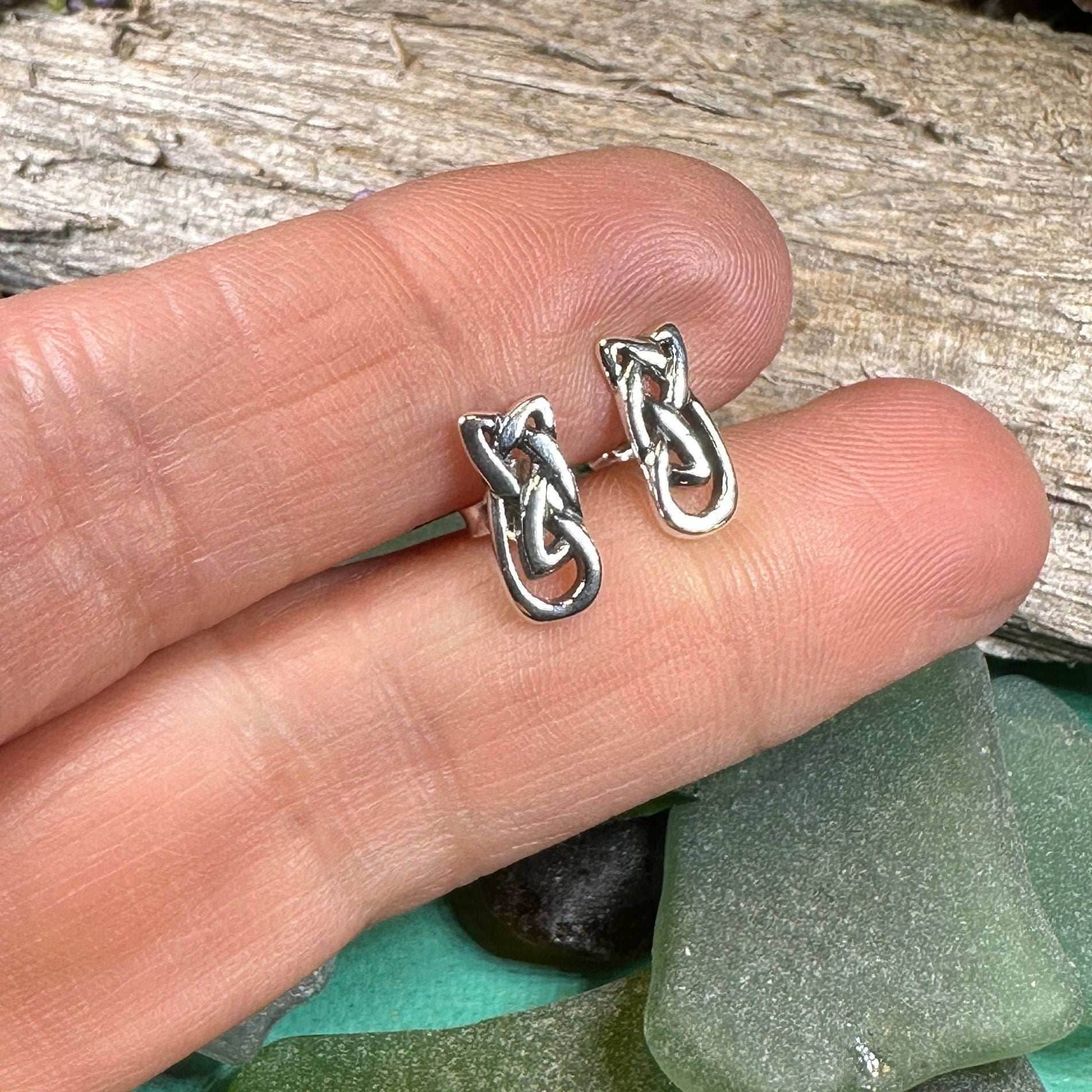 Arianell Celtic Knot Stud Earrings - 