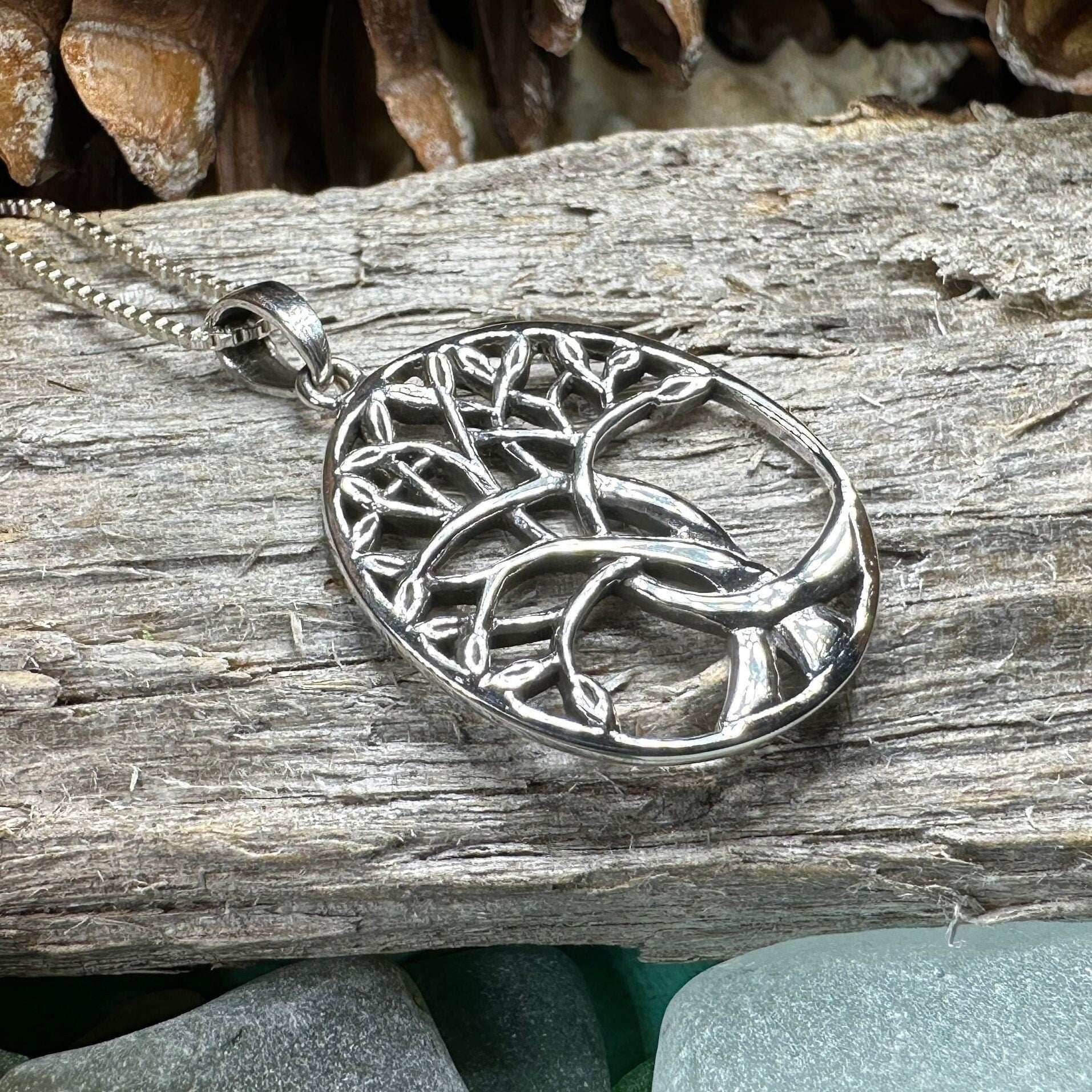 Unity Celtic Tree of Life Necklace - 18