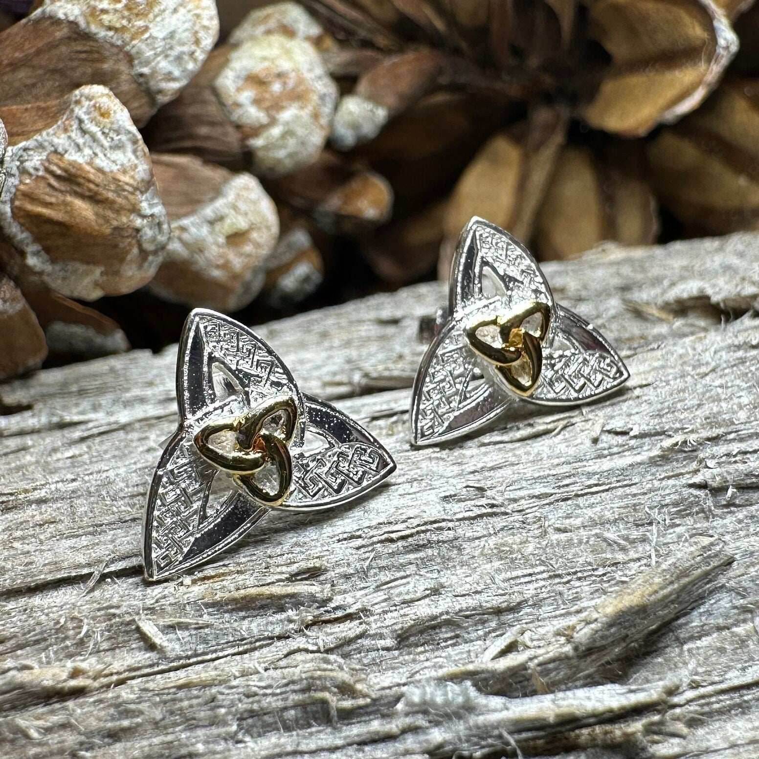 Elegance Trinity Knot Earrings - 