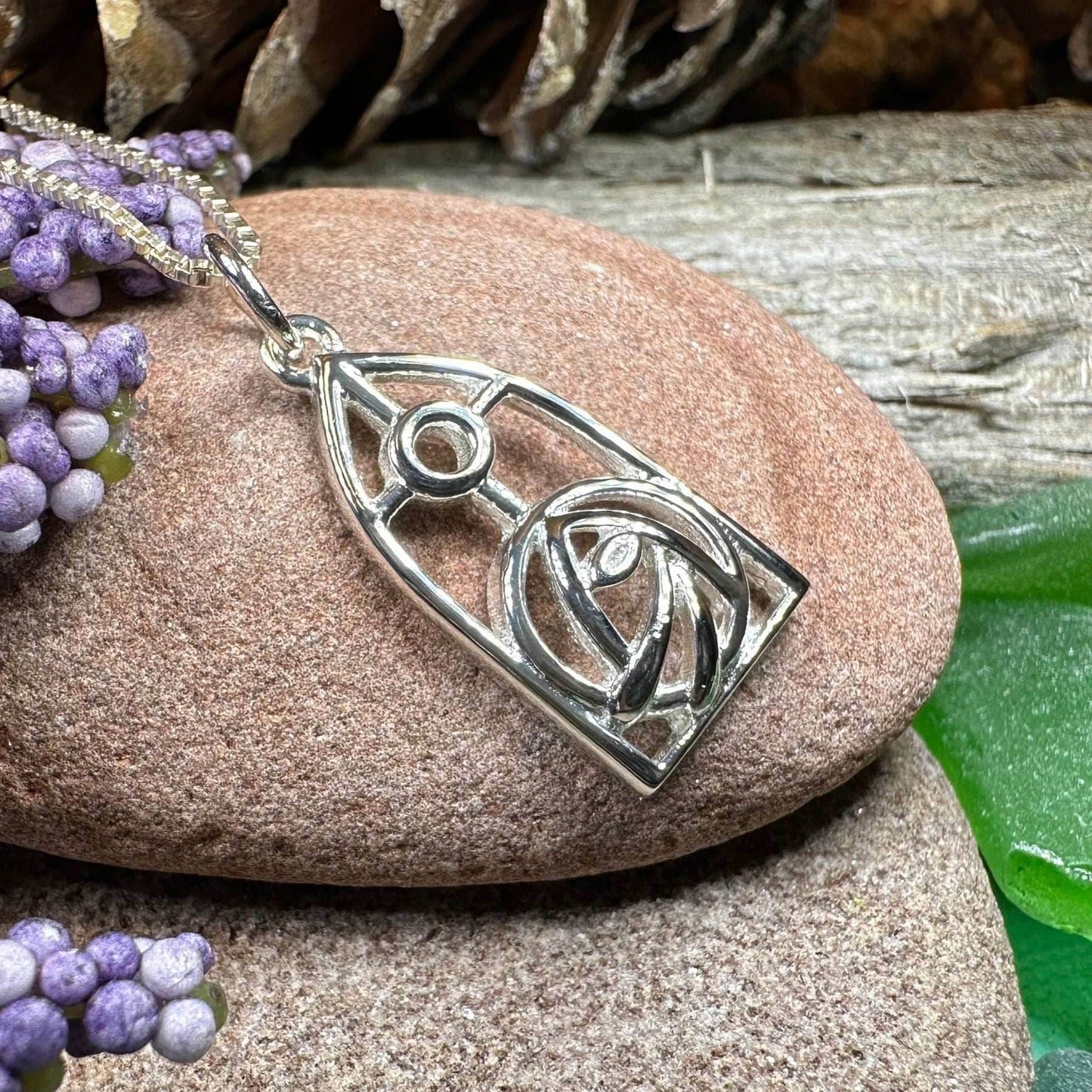 Arundel Mackintosh Rose Necklace - 18