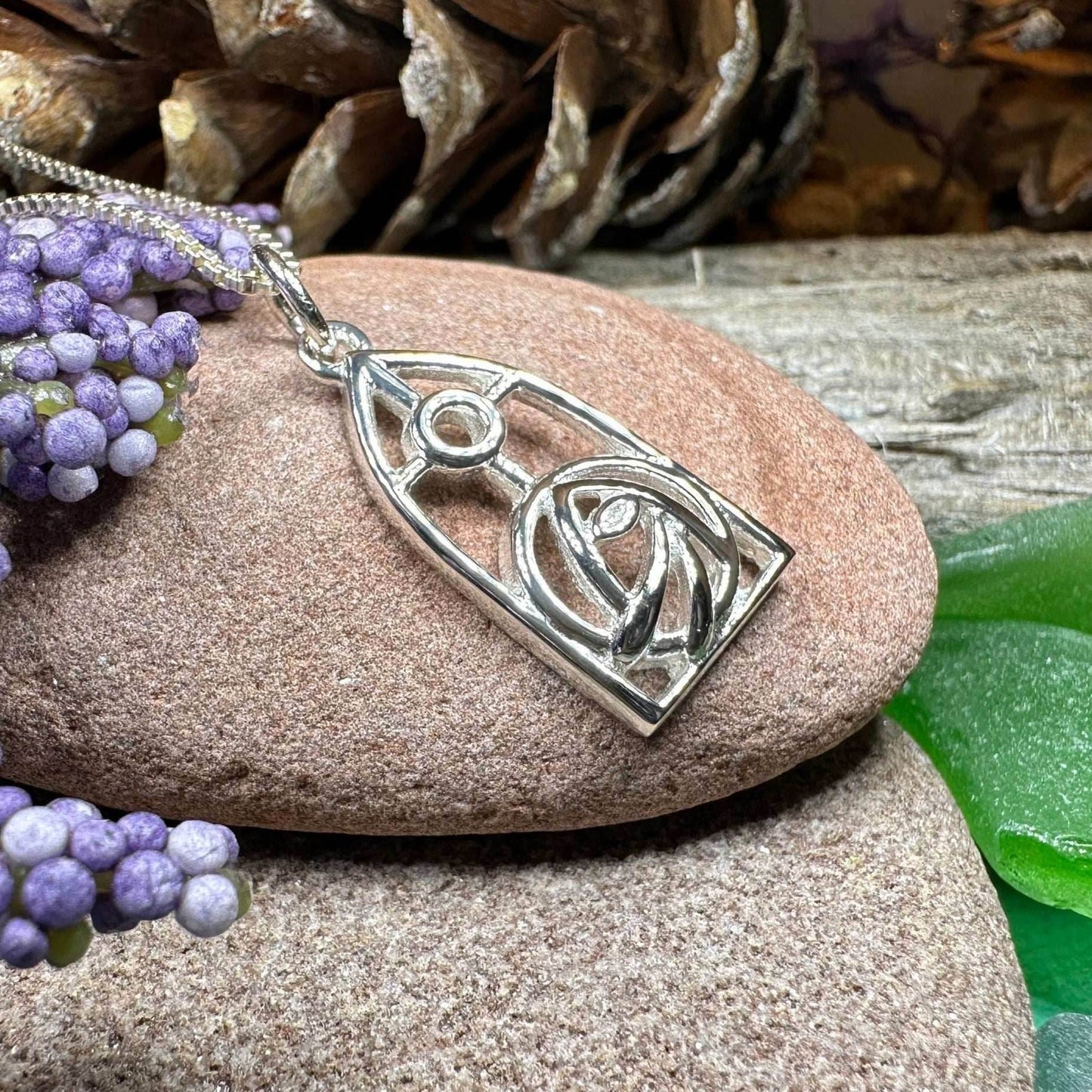 Arundel Mackintosh Rose Necklace - 18