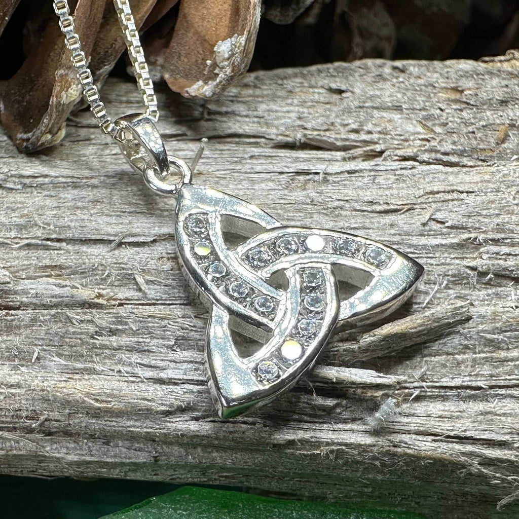 Brigetta Trinity Knot Necklace - 18