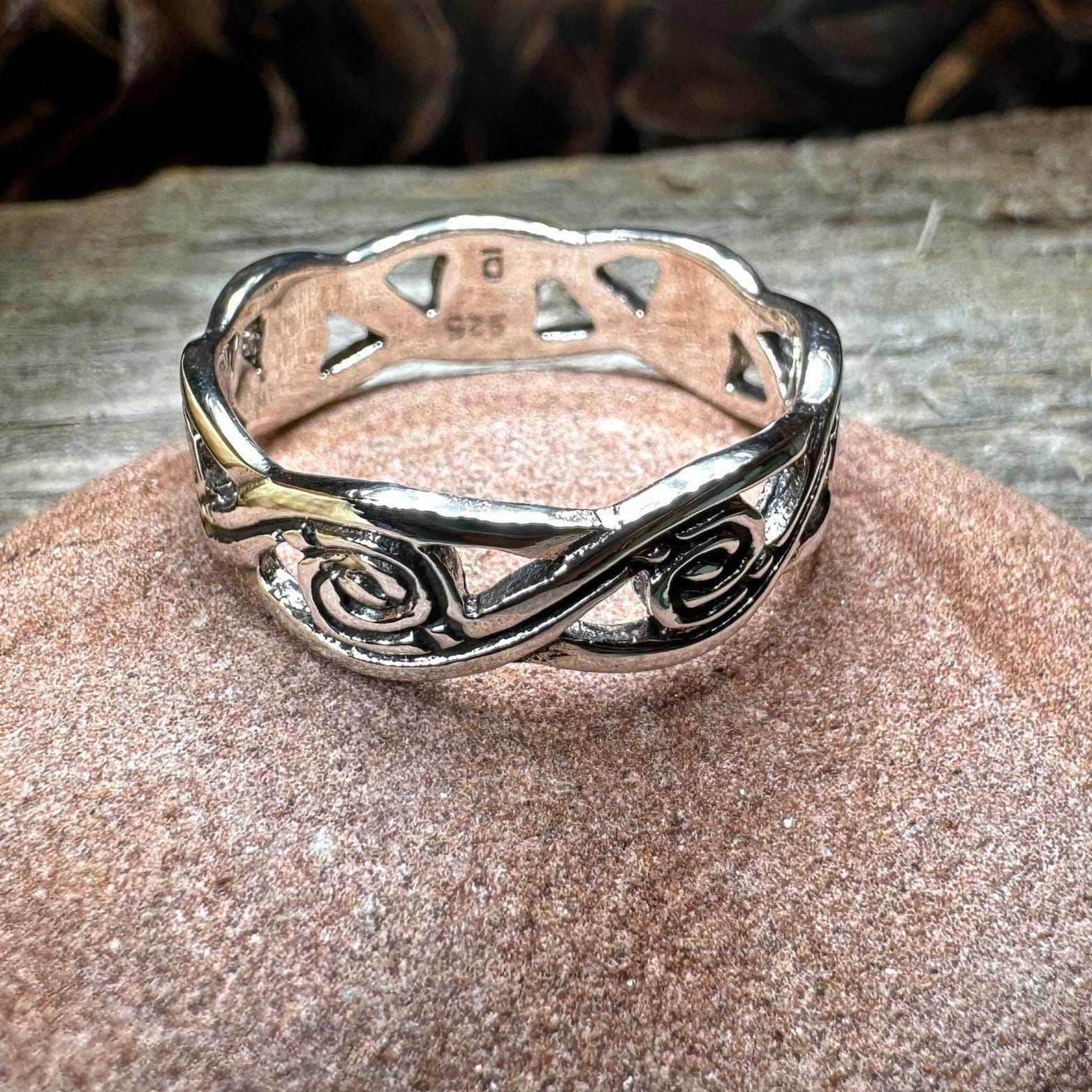 Wren Triple Spiral Ring - 5