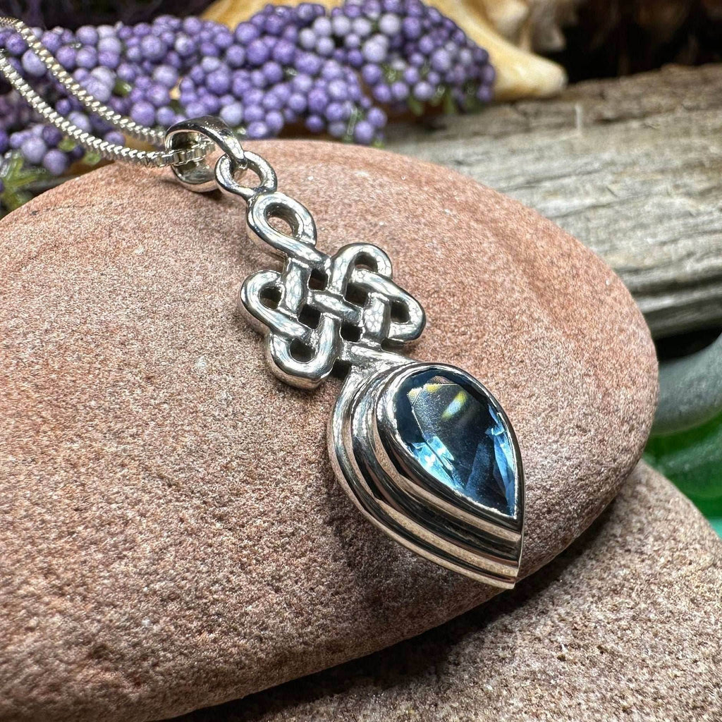 Vadaria Celtic Knot Necklace - 18 / Amethyst