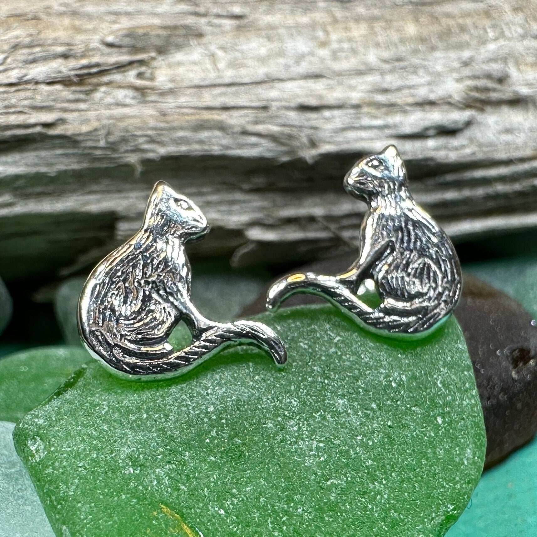 Dagny Cat Stud Earrings - 