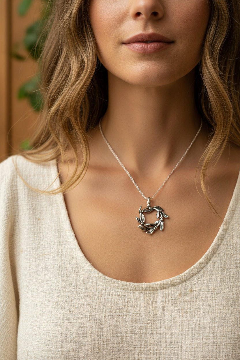 Mistletoe Wreath Necklace