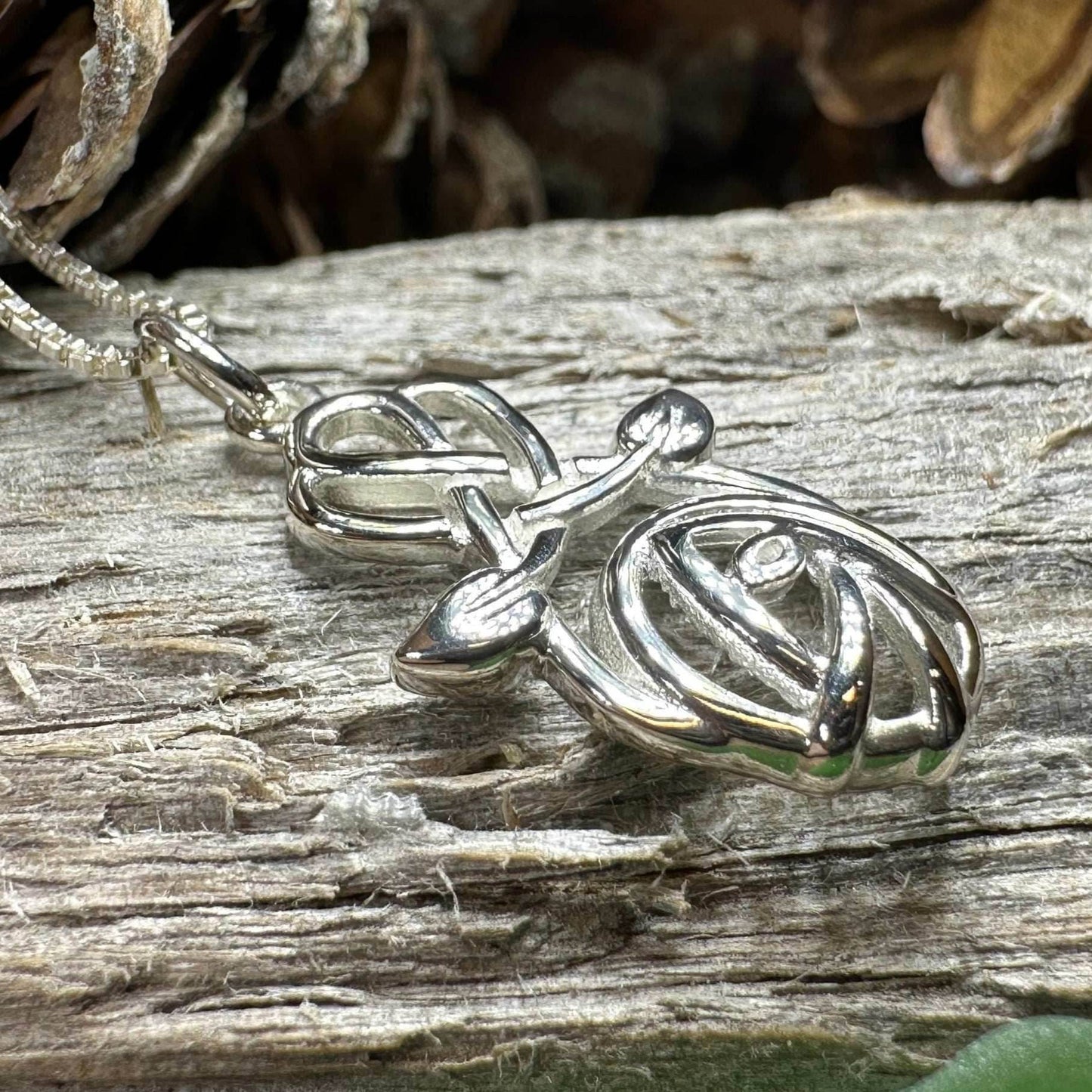 Cienna Mackintosh Rose Necklace - 18