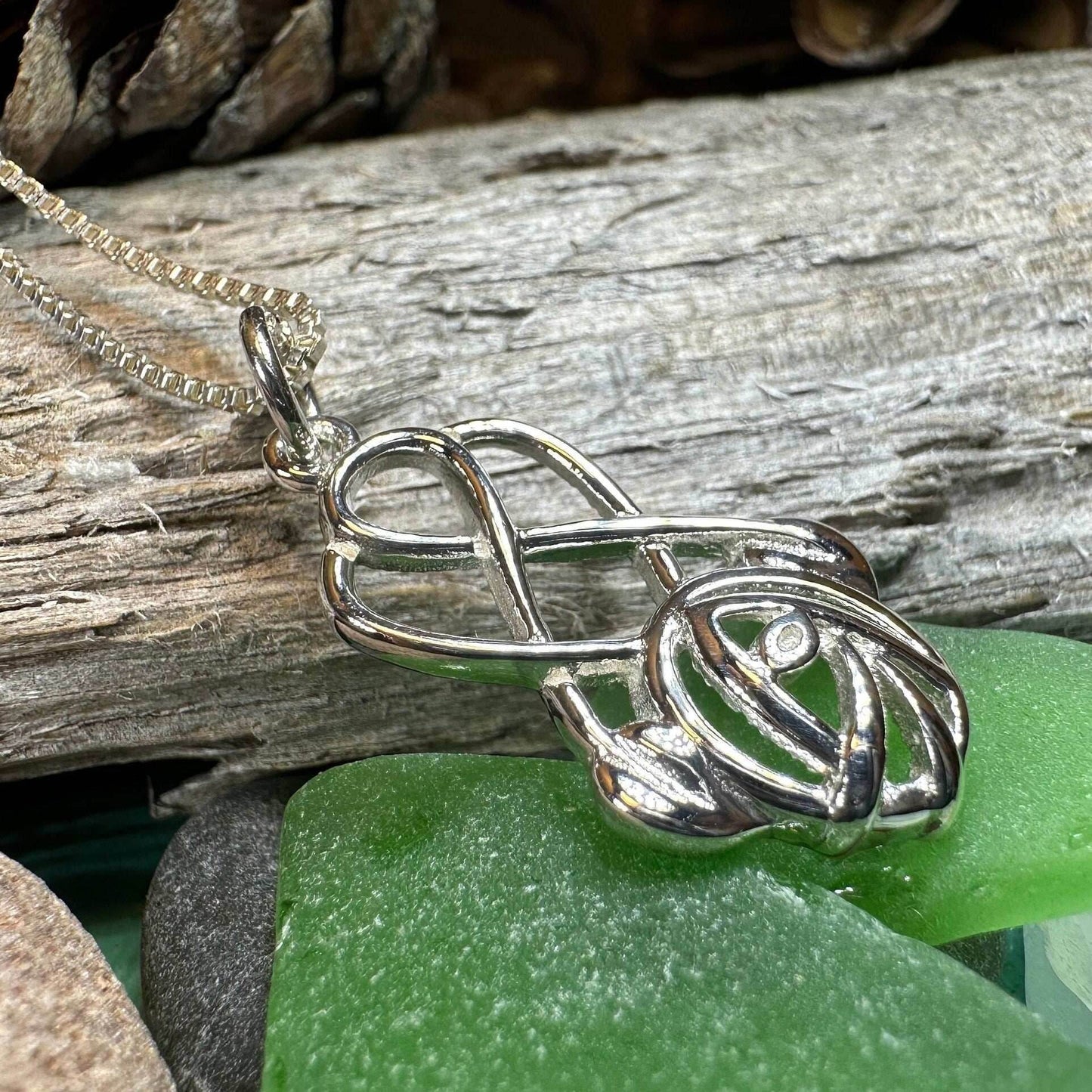 Joellen Mackintosh Rose Necklace - 18