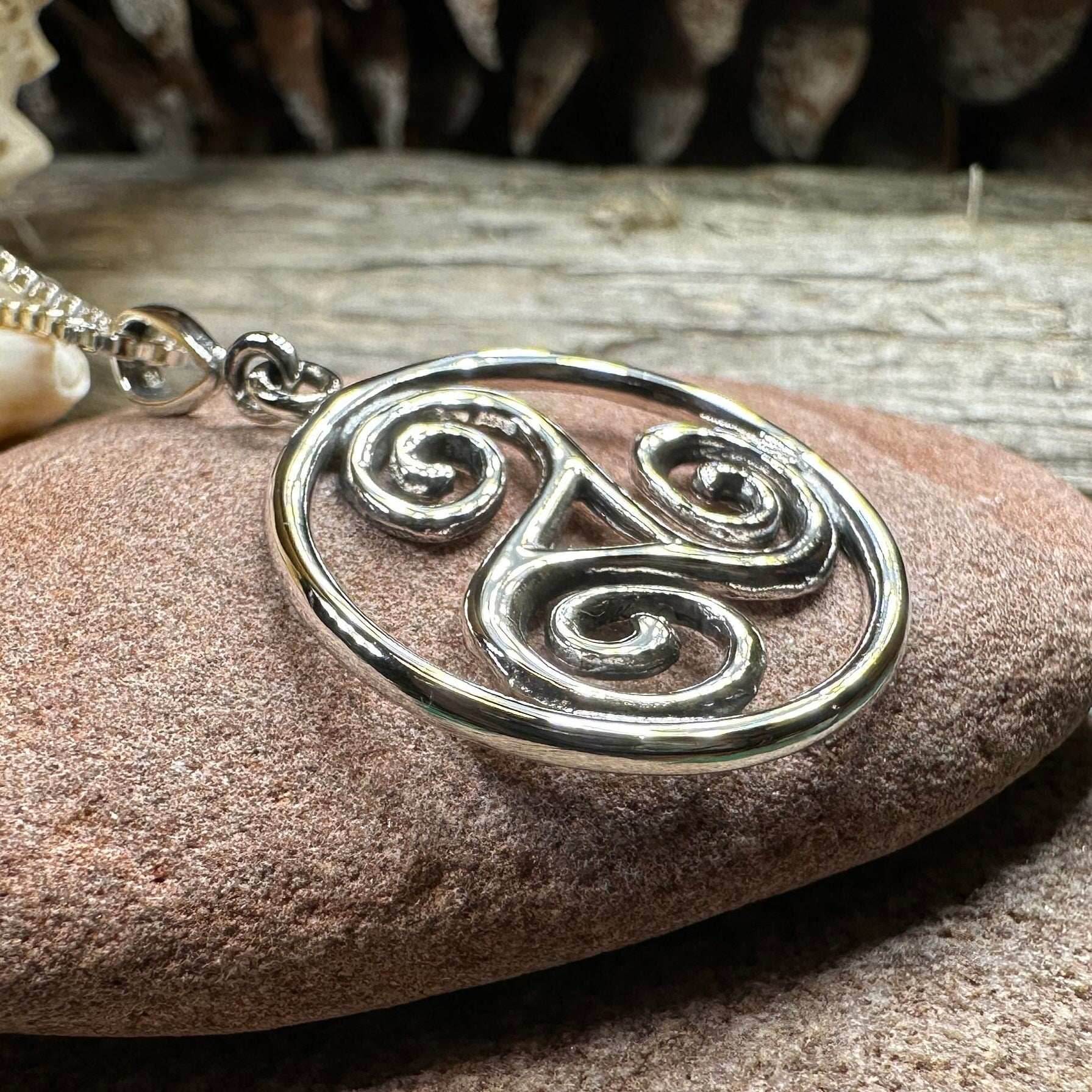 Orkney Celtic Spiral Necklace - 18