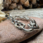 Willow Celtic Knot Necklace - 18