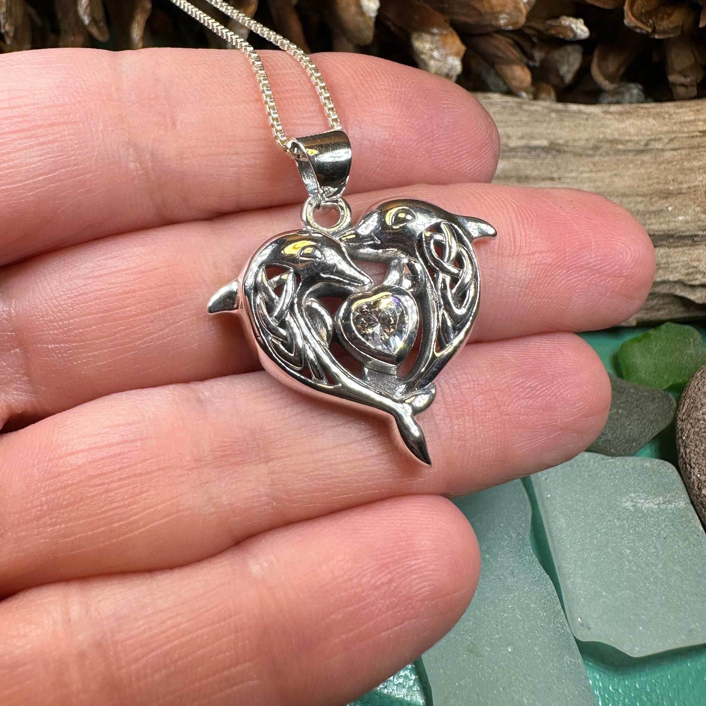 Hebrides Celtic Dolphin Necklace - 18 / Amethyst