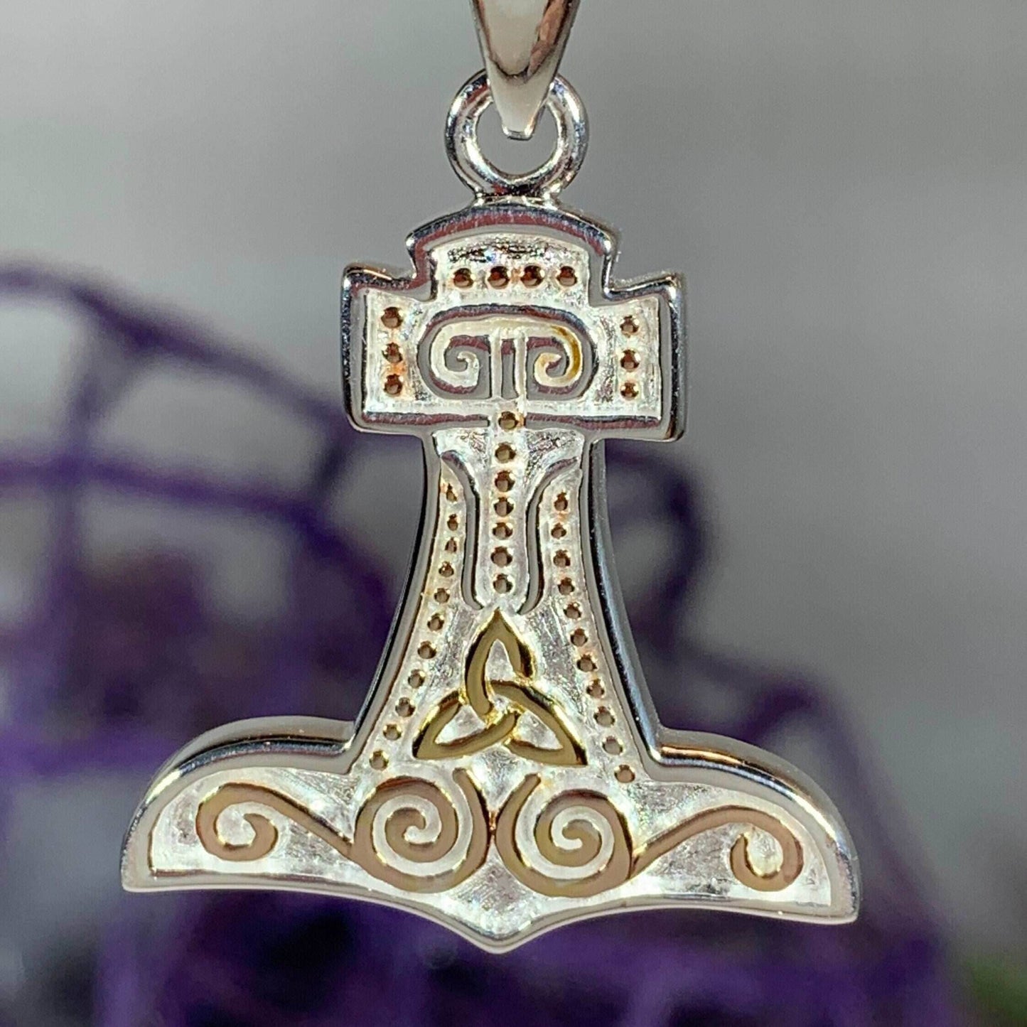 Old Norse Thor's Hammer Necklace - 18