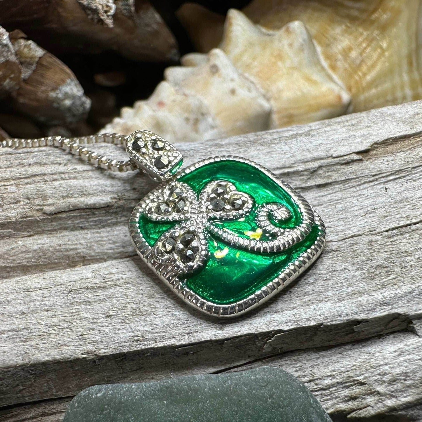 Shannyn Shamrock Enamel Necklace - 18