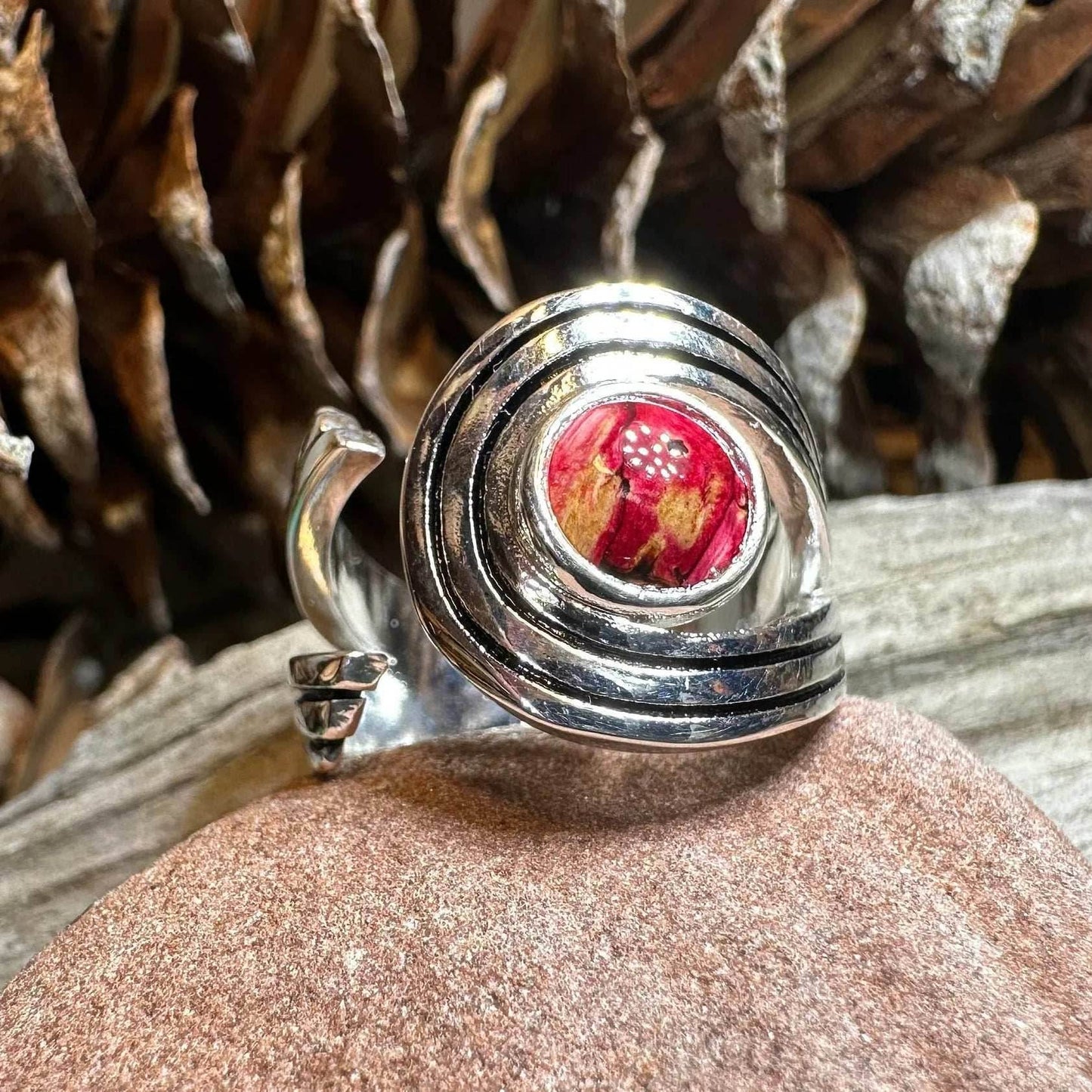 Heathergems Celtic Ring - Red