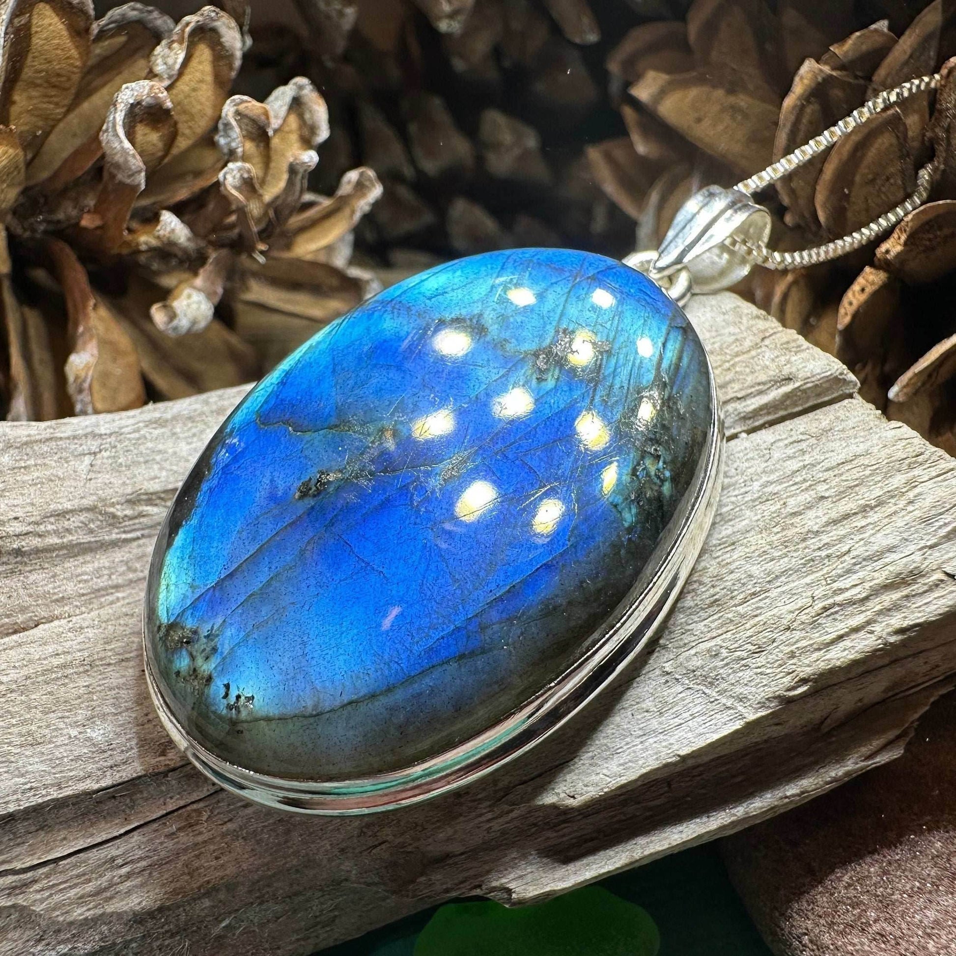 Blue Celtic Night Labradorite Necklace - 18 / Extra Large