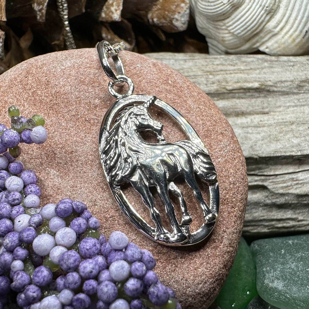 Lorilei Unicorn Necklace - 18