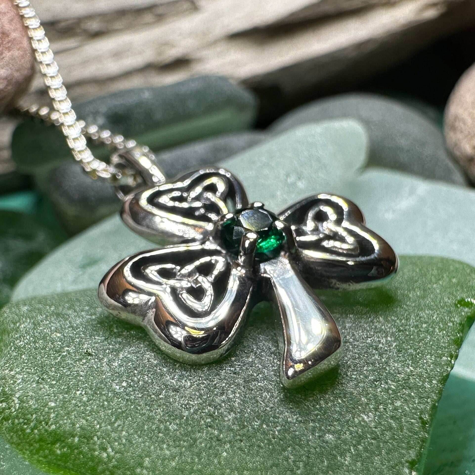 Kellen Shamrock Necklace - 18