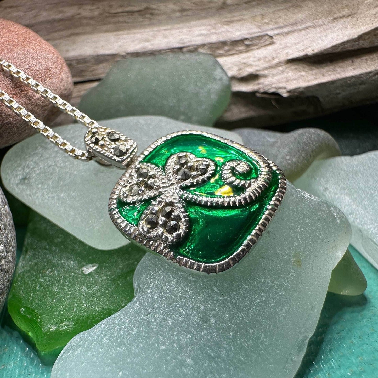 Shannyn Shamrock Enamel Necklace - 18
