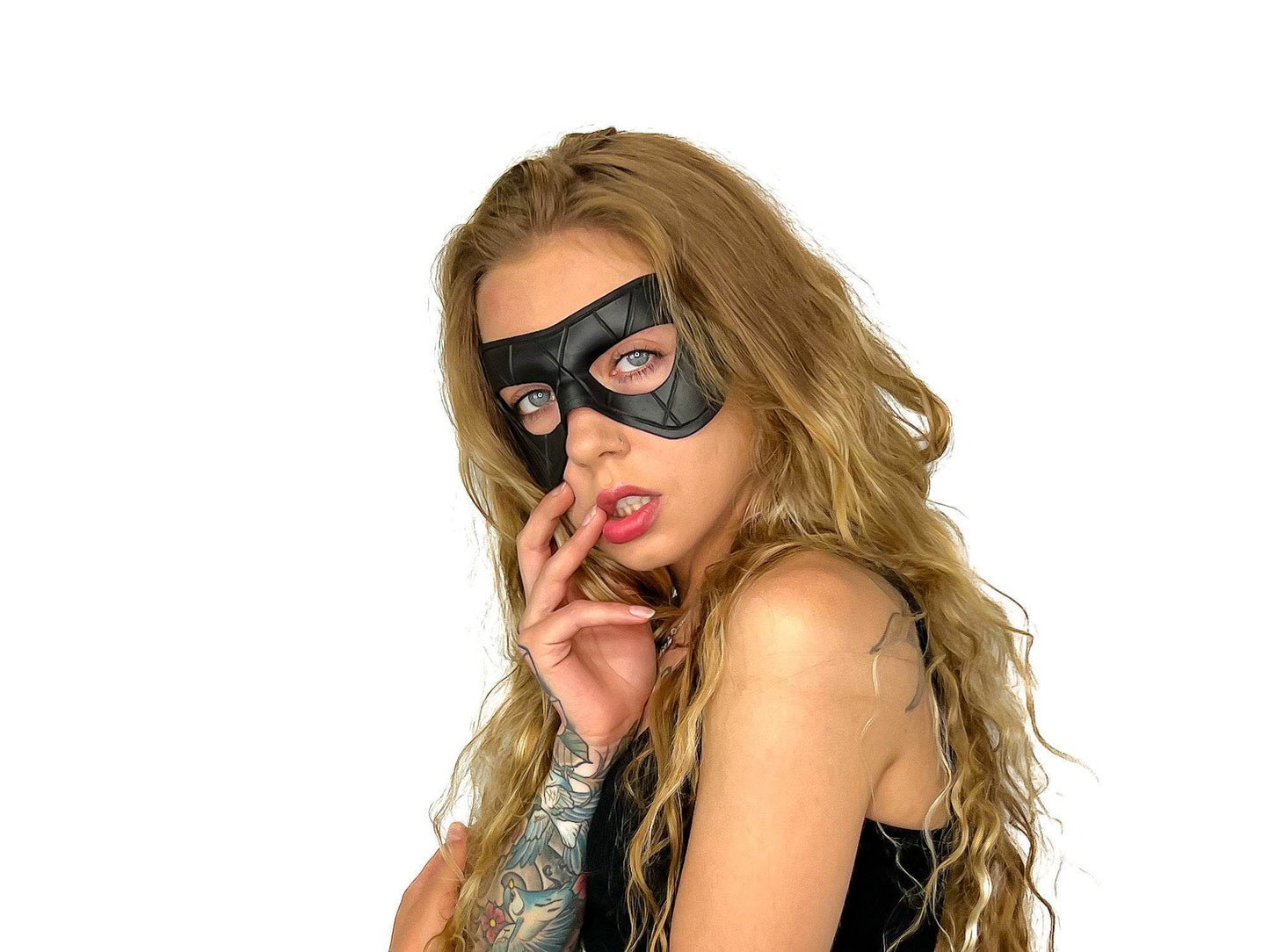 Compact Harlequin Handmade Genuine Leather Mask in Solid Black - 