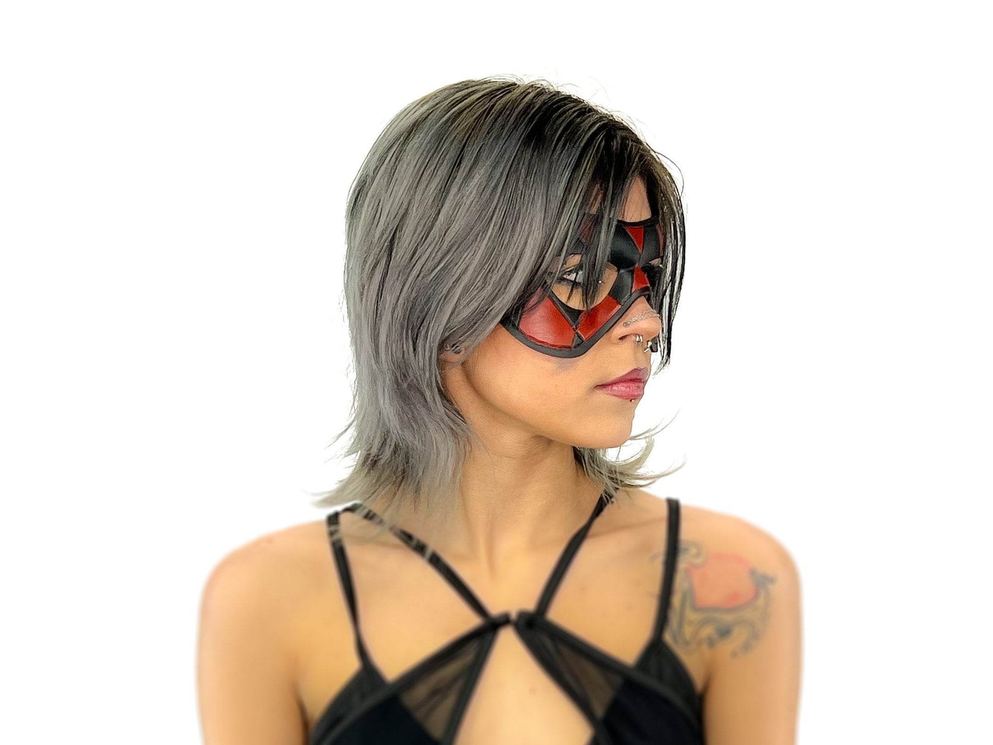 Compact Harlequin Handmade Genuine Leather Mask in Red and Black - 