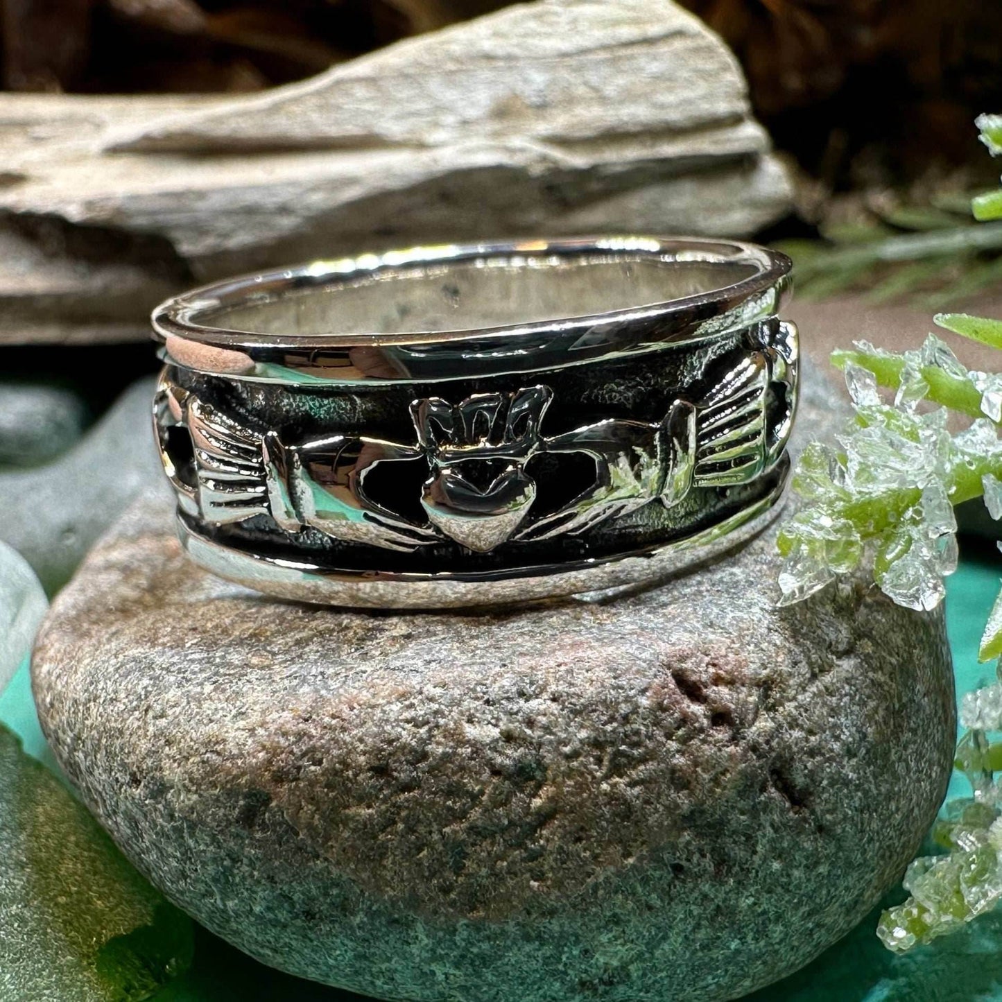 Celtic Claddagh Band Ring - 6