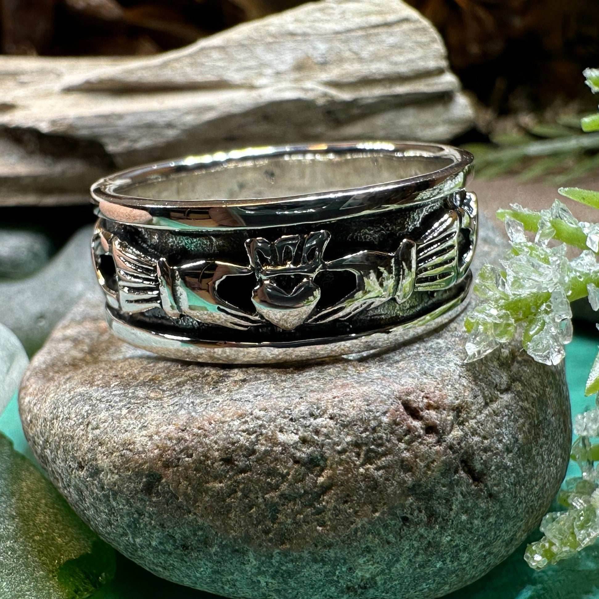 Celtic Claddagh Band Ring - 6