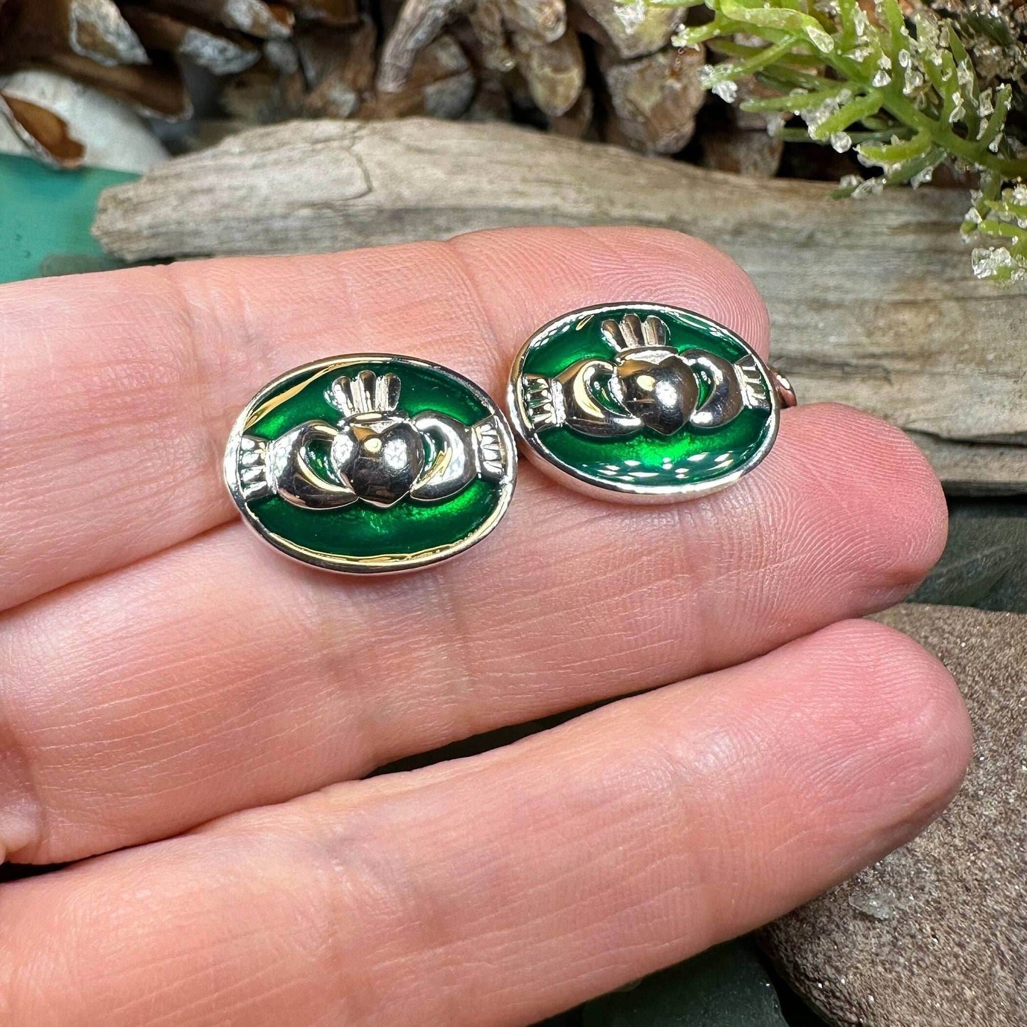 Emerald Green Claddagh Cuff Links - 