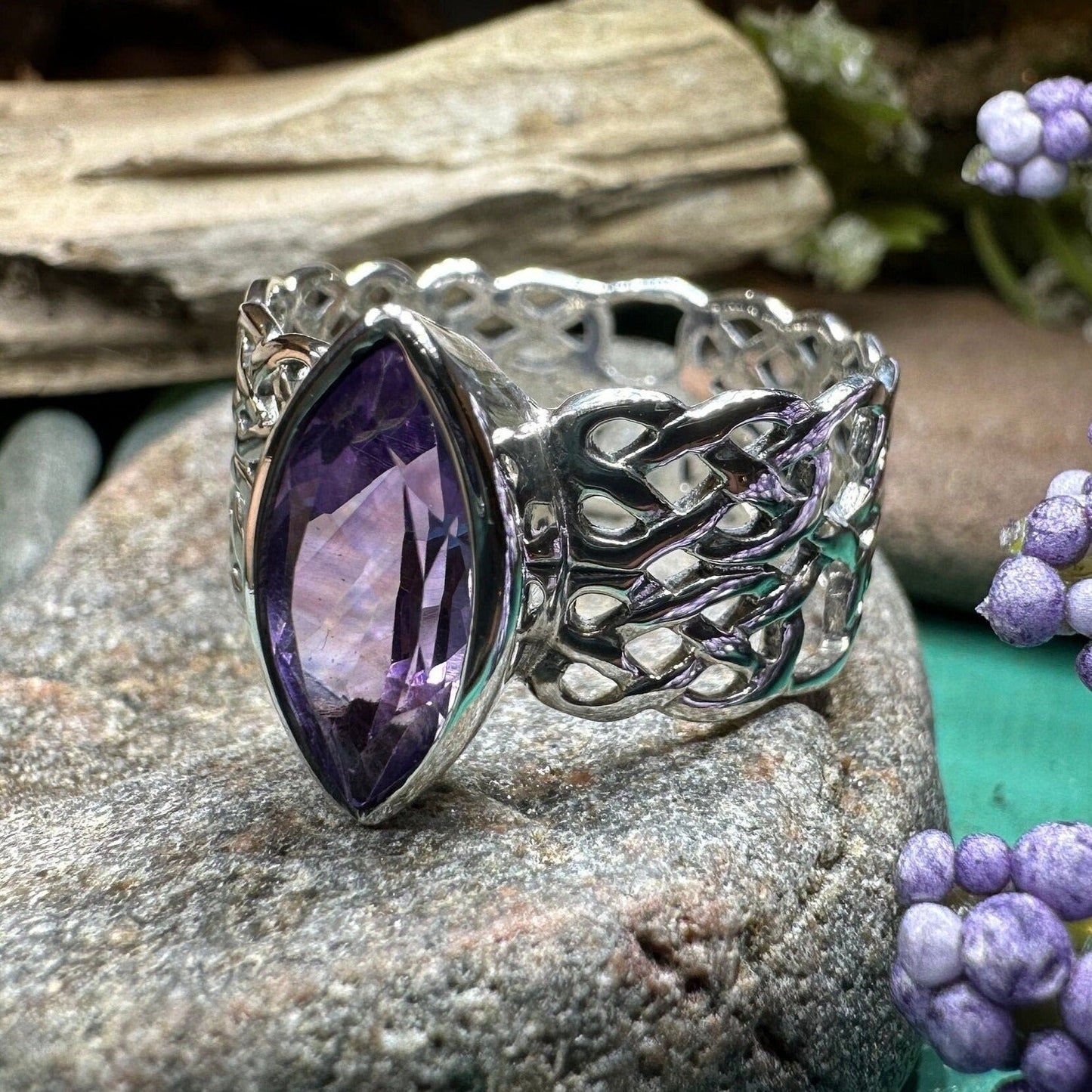 Nyvina Celtic Knot Amethyst Ring