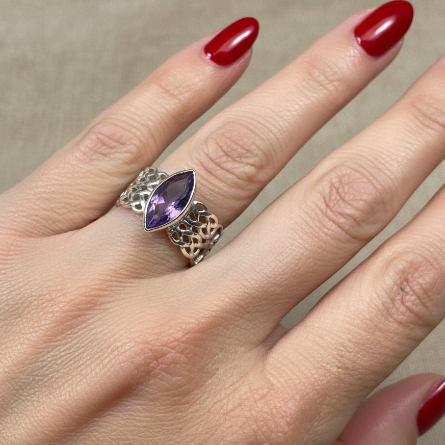 Nyvina Celtic Knot Amethyst Ring