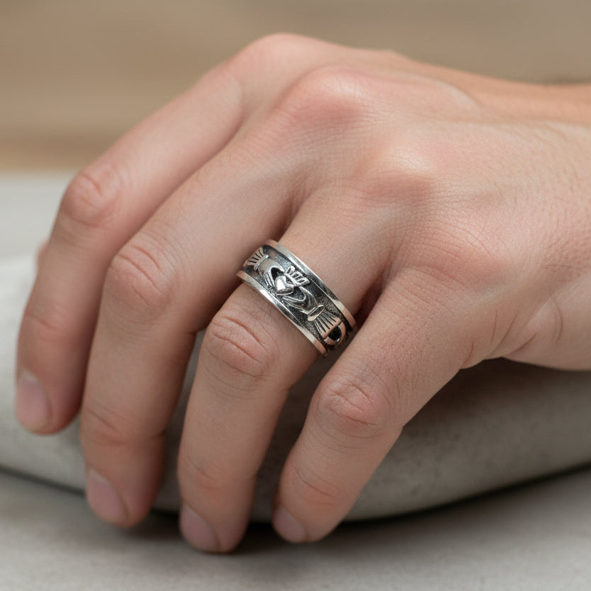 Celtic Claddagh Band Ring