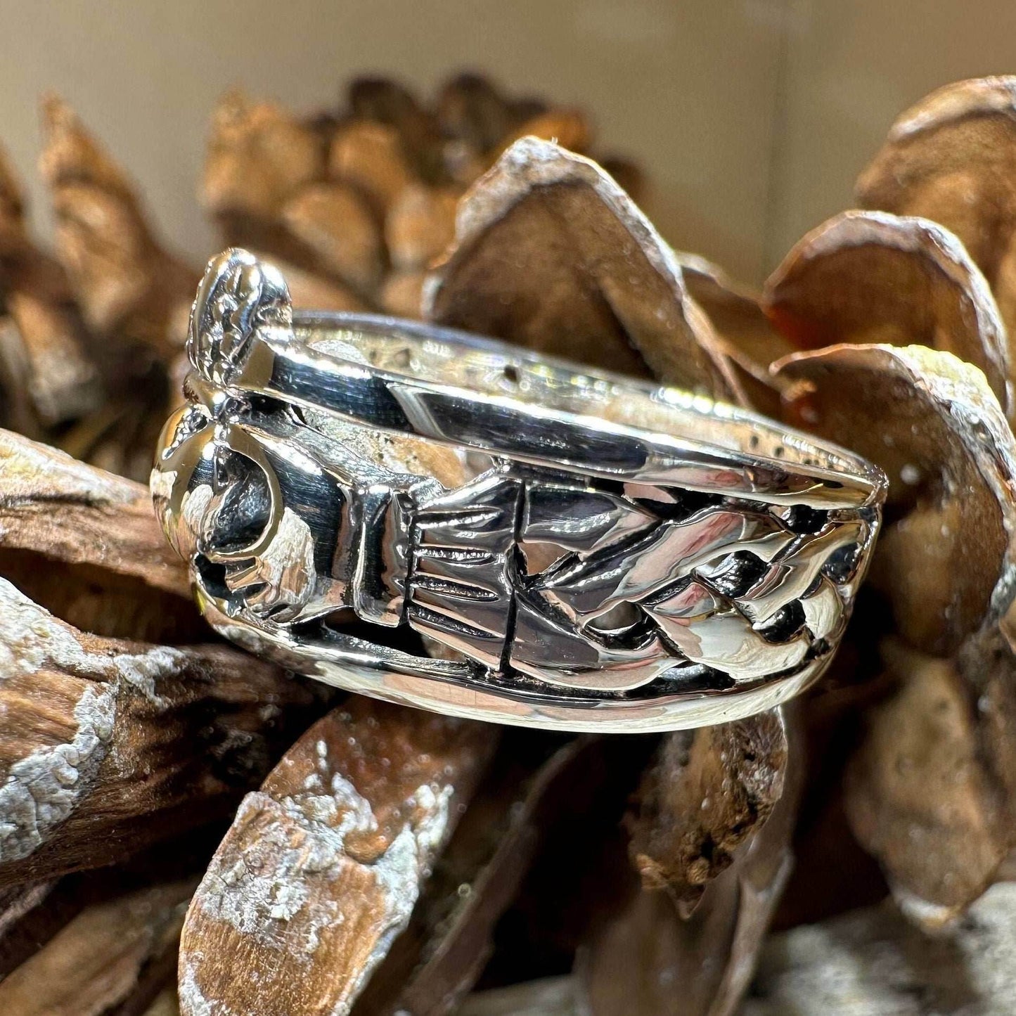 Eternally Celtic Claddagh Band Ring - 5