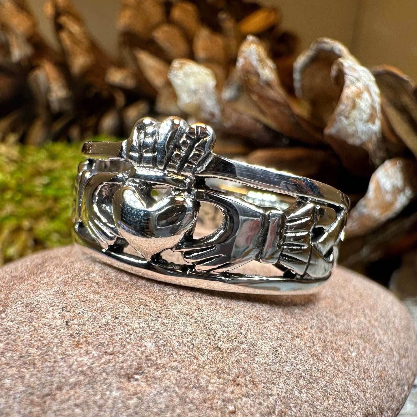 Eternally Celtic Claddagh Band Ring - 5