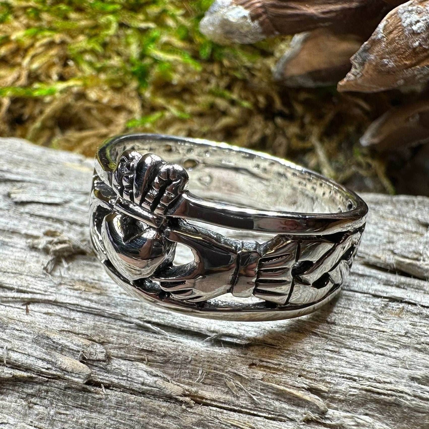 Eternally Celtic Claddagh Band Ring - 5