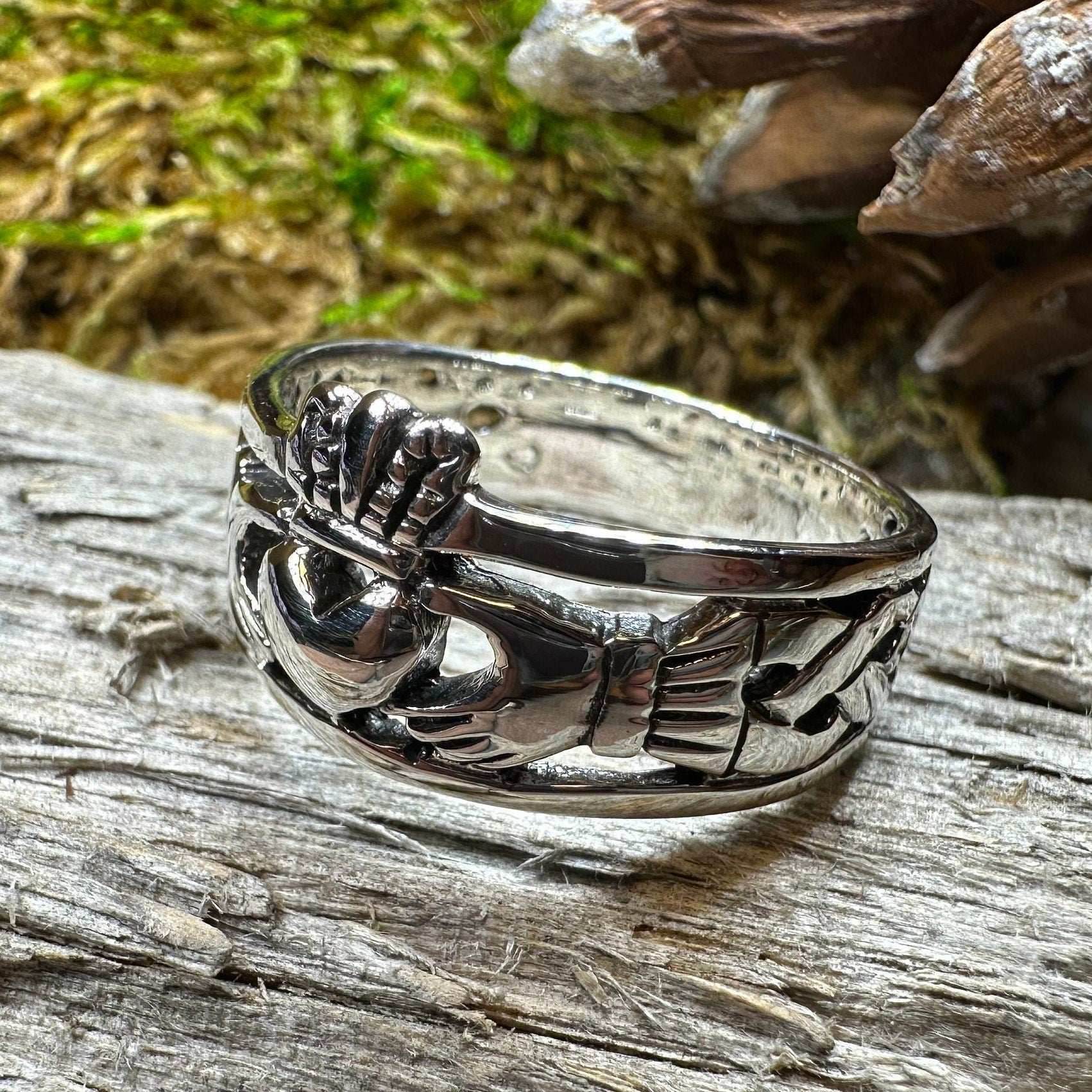 Eternally Celtic Claddagh Band Ring - 5