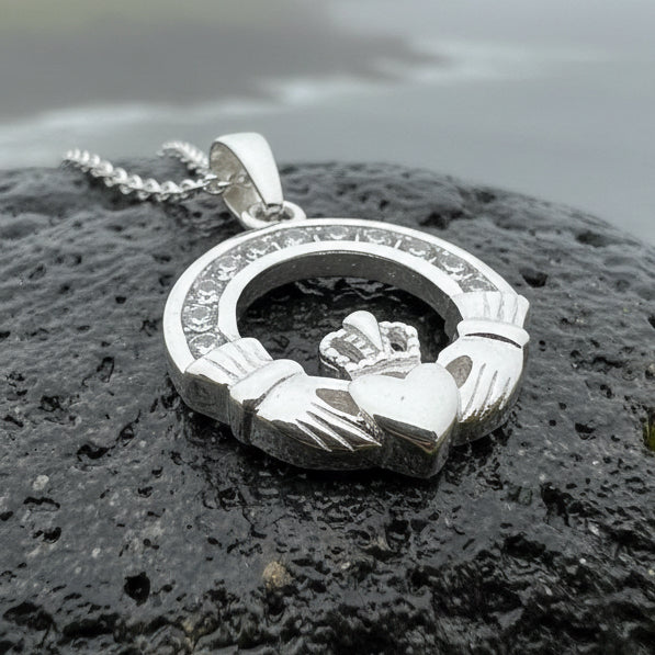 Sparkling Irish Claddagh Necklace