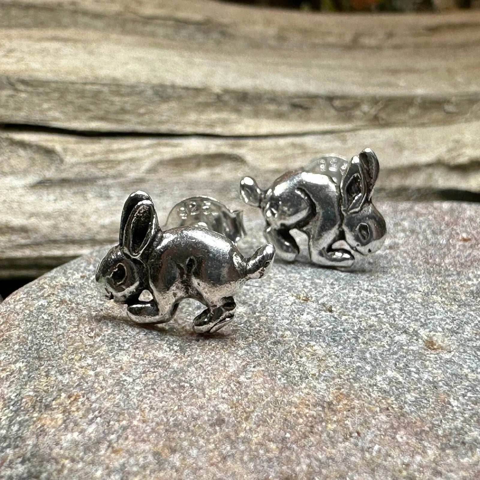 Running Bunny Earrings - 