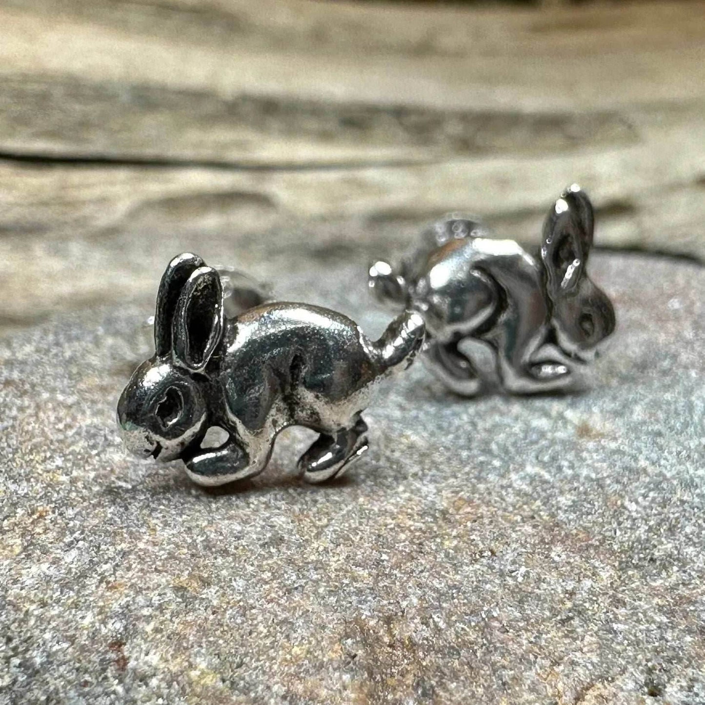 Running Bunny Earrings - 