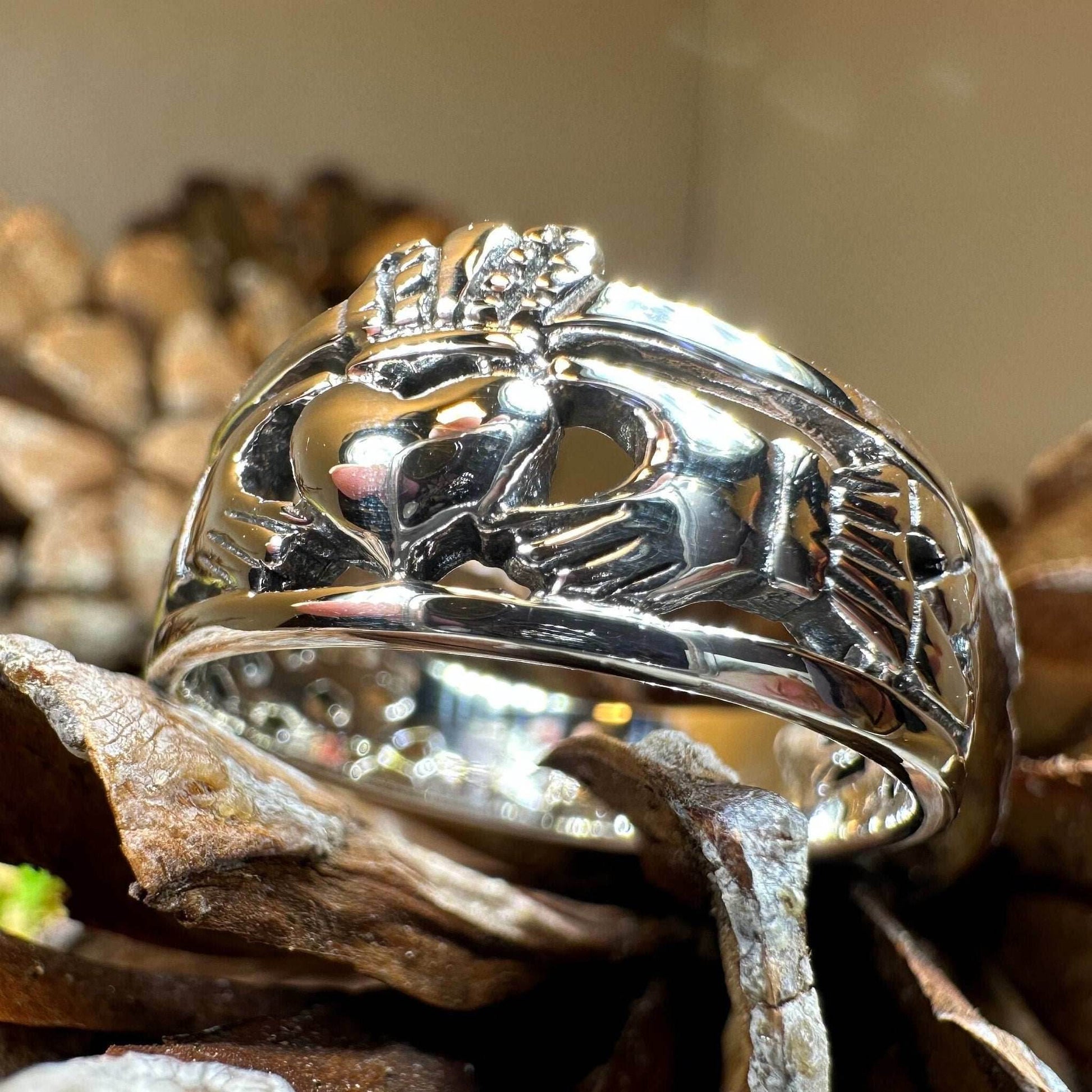 Eternally Celtic Claddagh Band Ring - 5