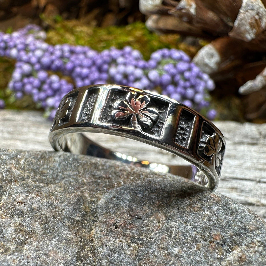 Shamrock Band Ring