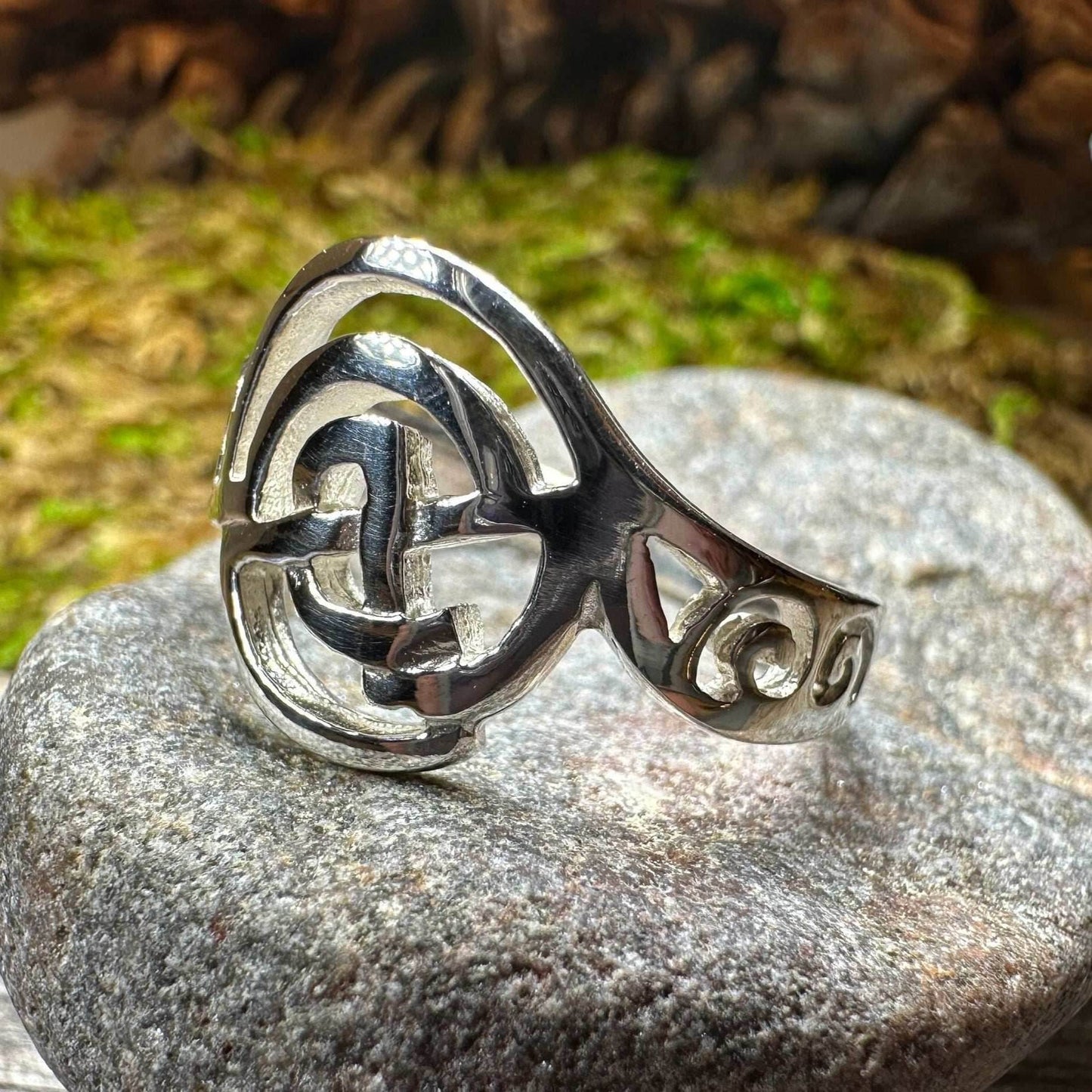 Cyrilla Celtic Knot Ring - 6