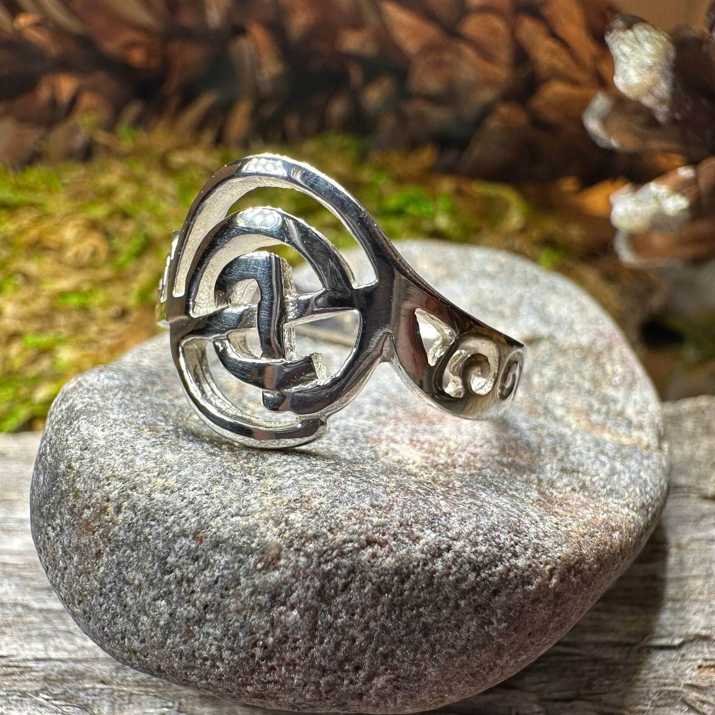 Cyrilla Celtic Knot Ring - 6