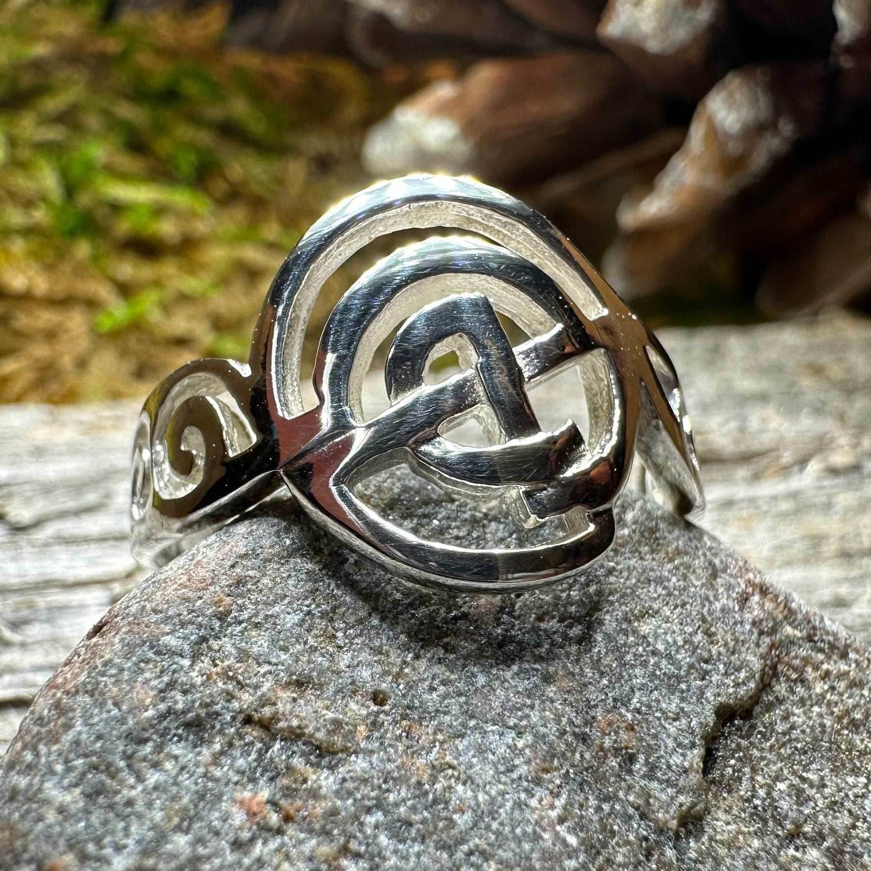 Cyrilla Celtic Knot Ring - 6