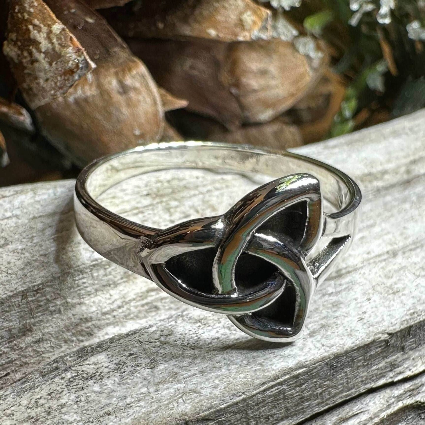 Kegan Trinity Knot Ring - 6