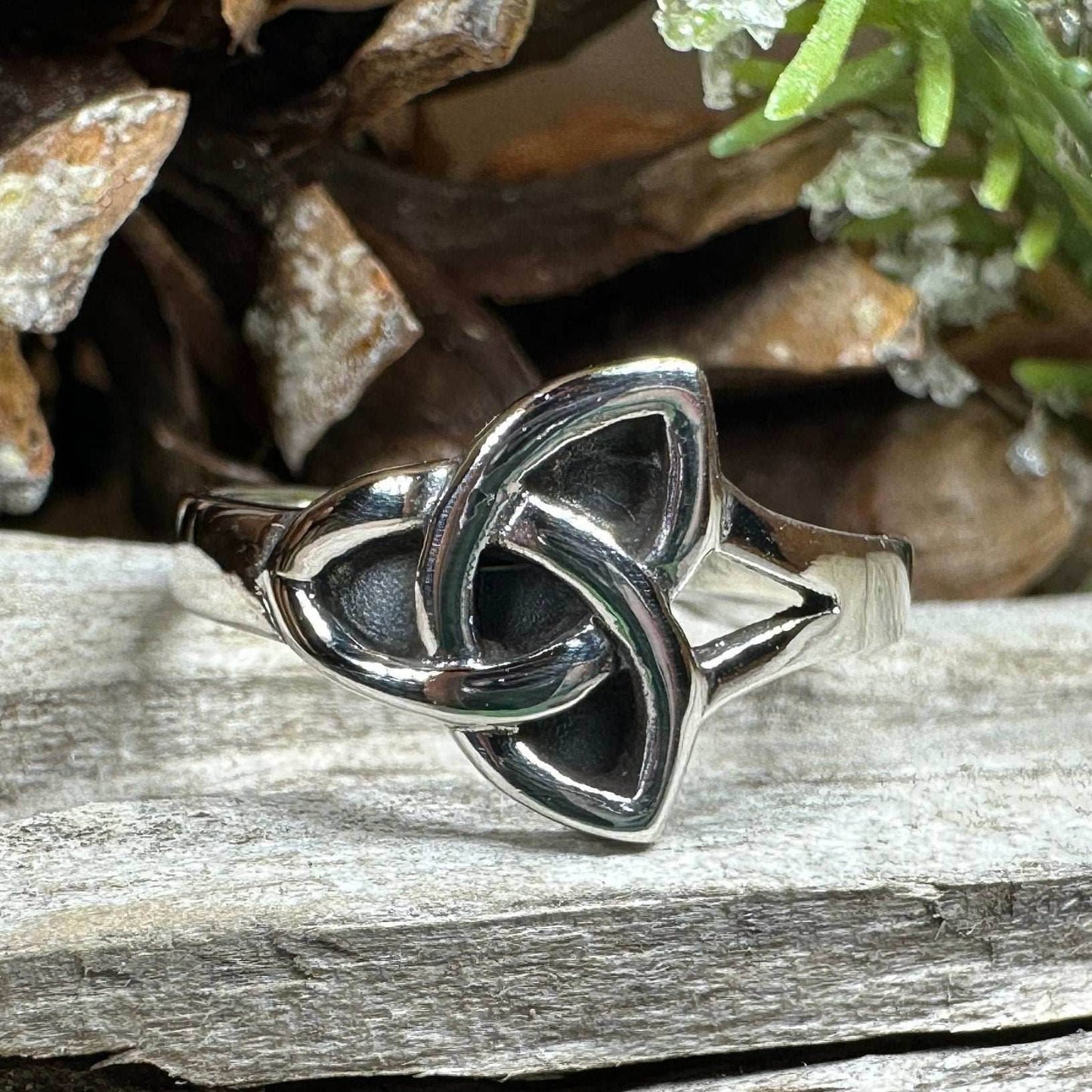 Kegan Trinity Knot Ring - 6