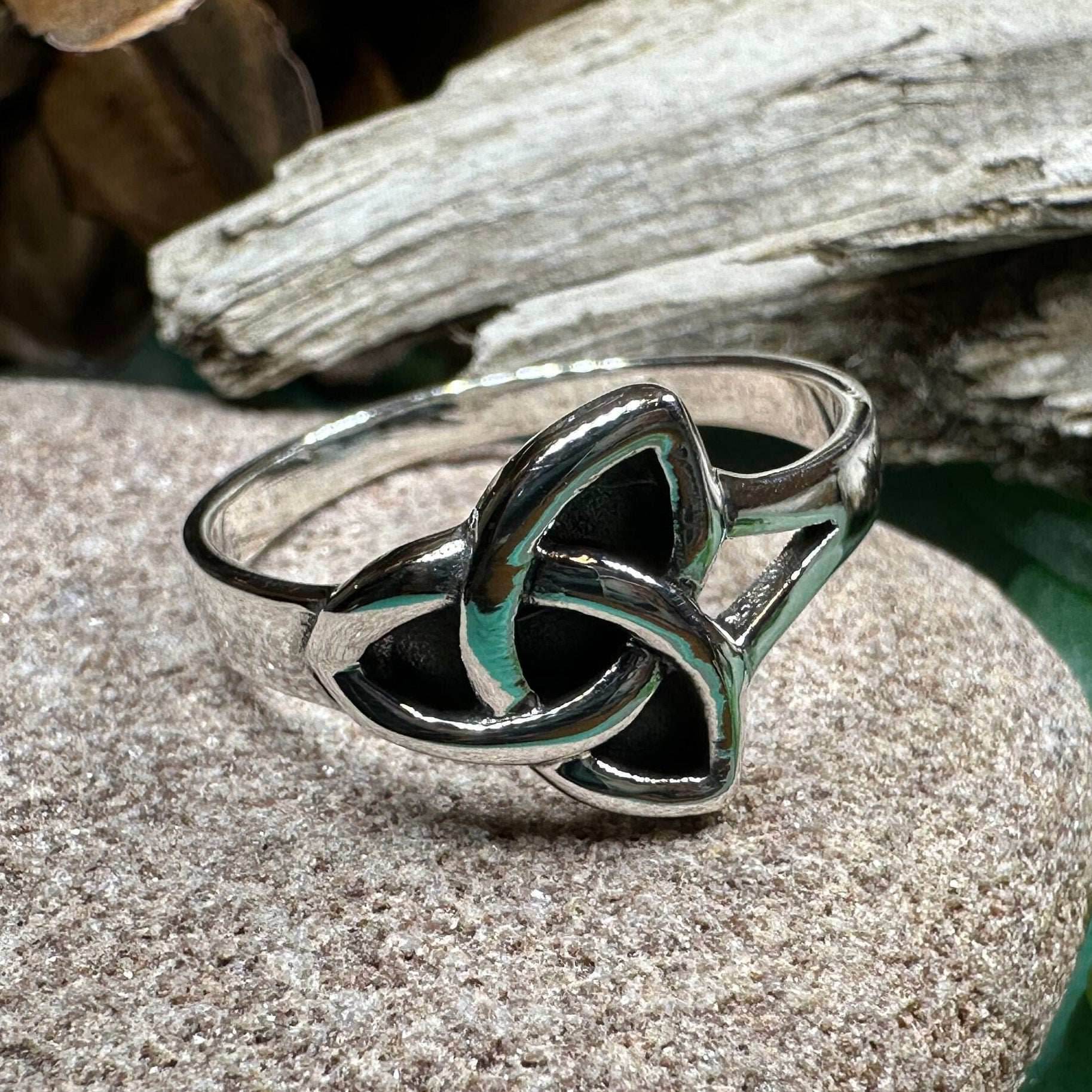Kegan Trinity Knot Ring - 6
