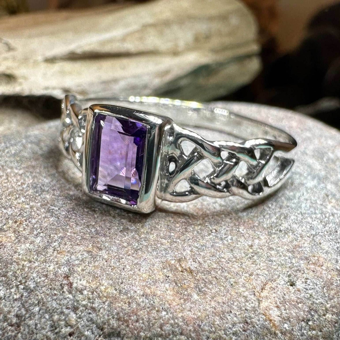 Sahale Celtic Knot Ring - 5 / Amethyst