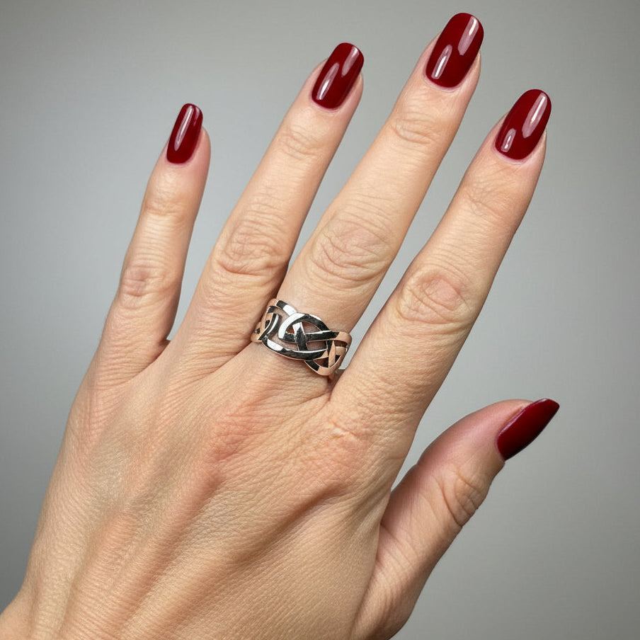 Classic Celtic Knot Ring