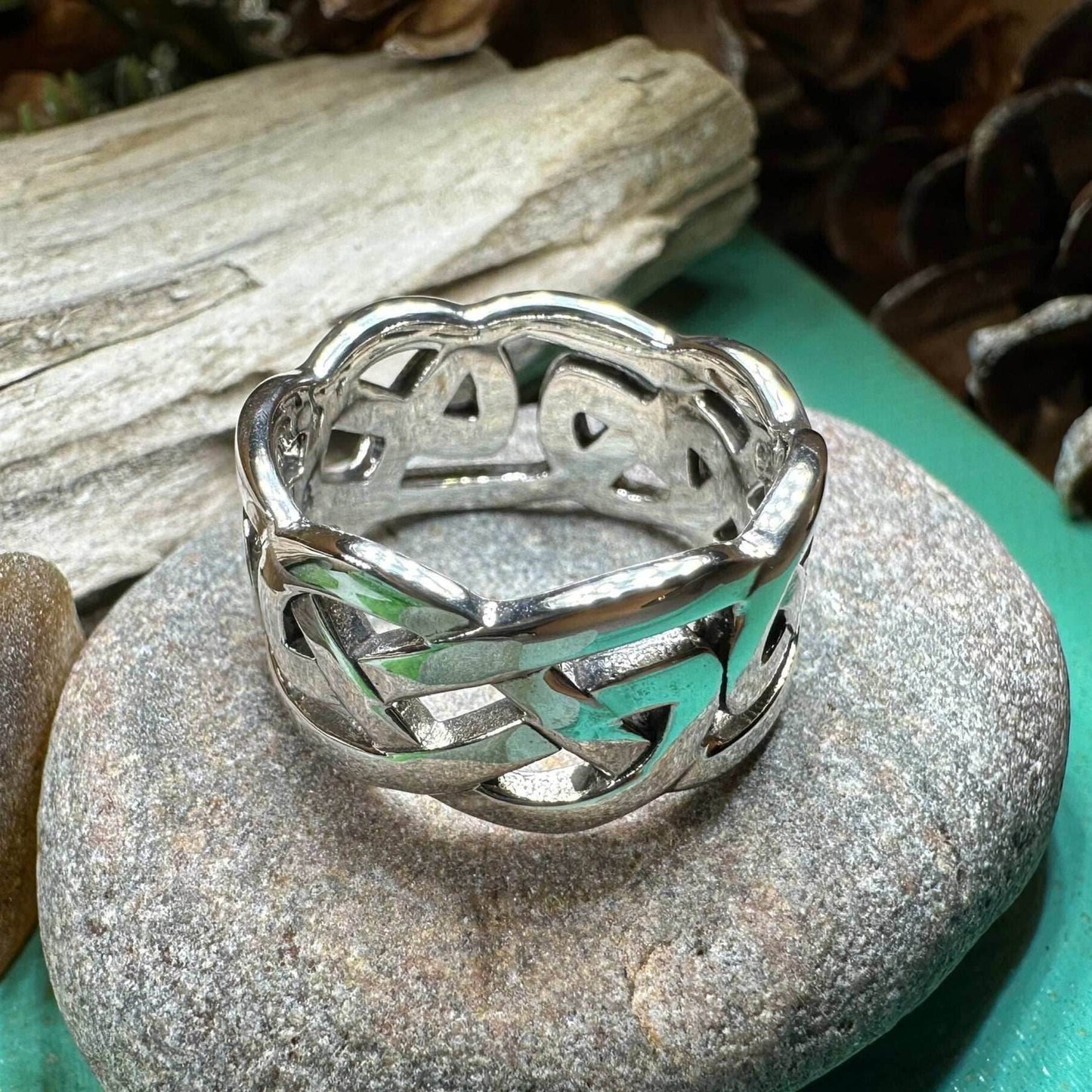 Classic Celtic Knot Ring - 7