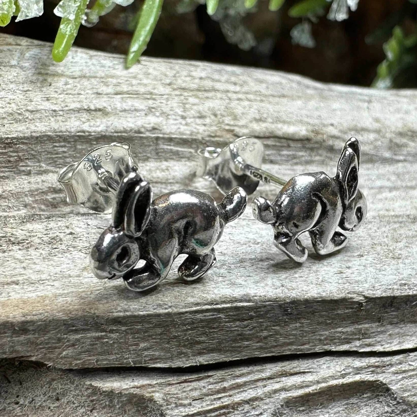 Running Bunny Earrings - 