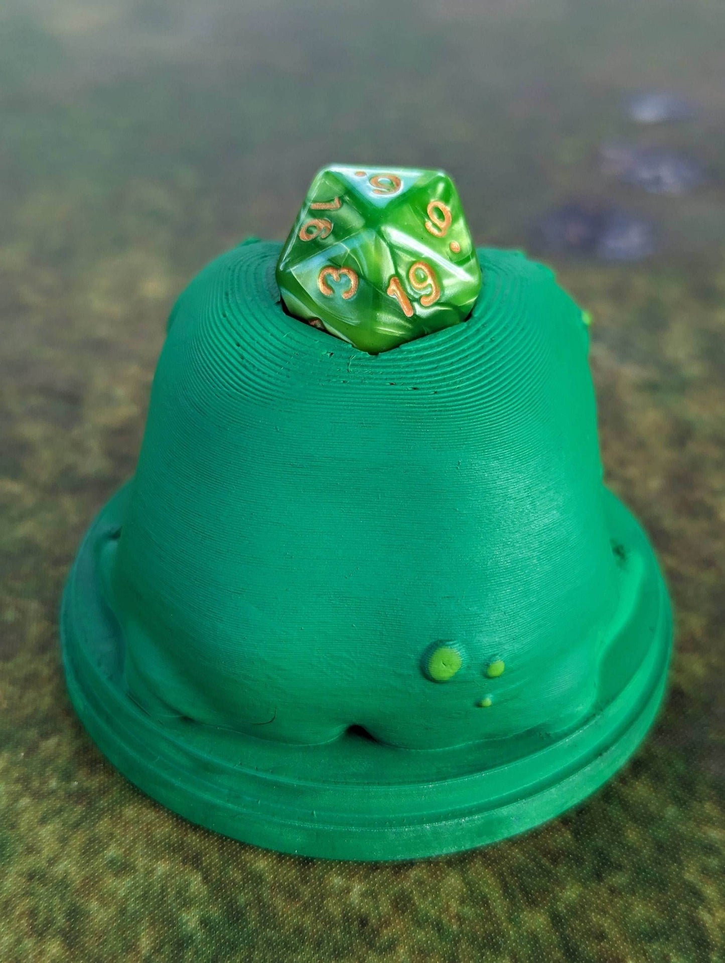 Rustifar Frog Toy 3D Printed Dice Guardian - Dice Jail | RPG Dice Vault | D20 Box | Player Unique Gift - Whimsical Dice Holder! - Black / Yes- Include Random Dice Set